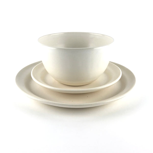 Dish Set in White Stoneware
